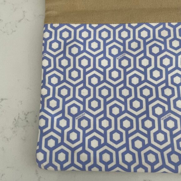 Mischa Signature Hexagon Print Zip Closure Clutch Bag White Purple Tan Sz OS - Picture 3 of 11